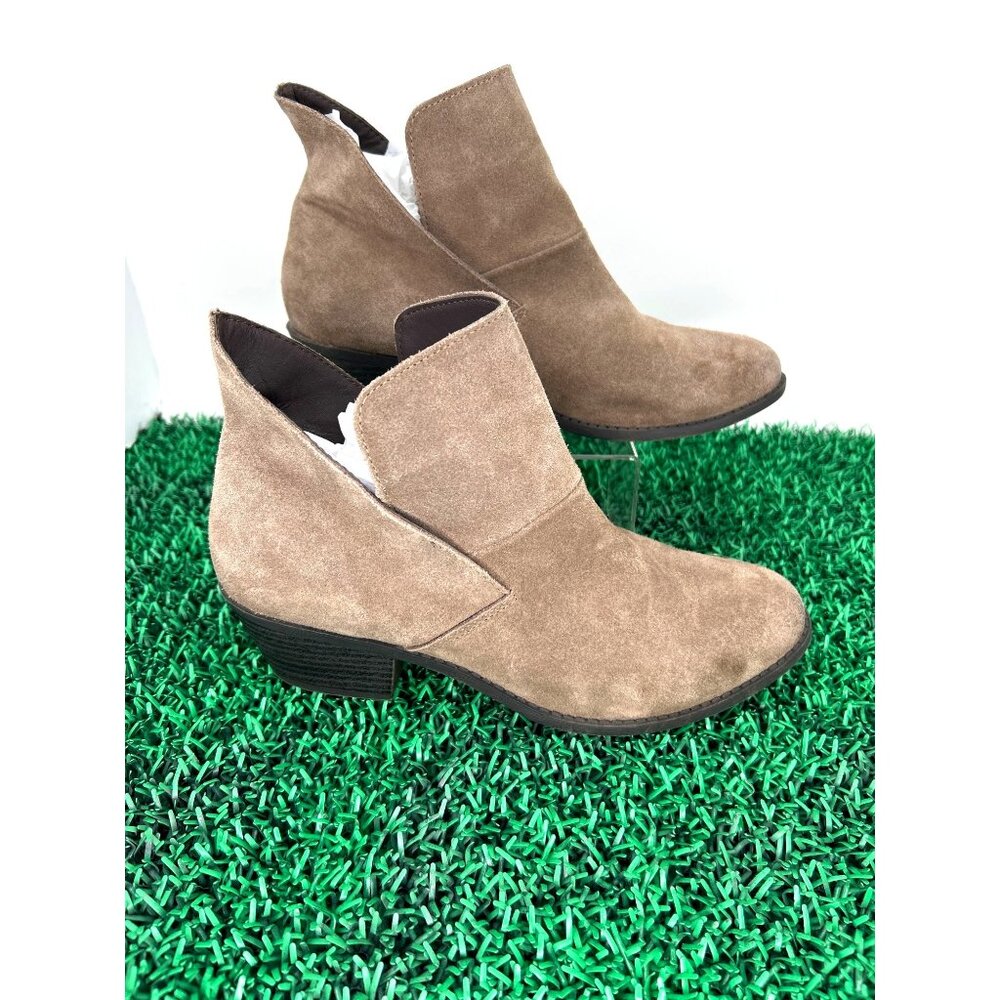 Me‎ Too Suede Ankle Booties Side Zip Block Heel Women's 8.5